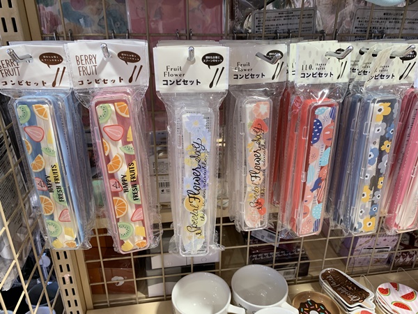 カラフルお弁当箱のセットお箸